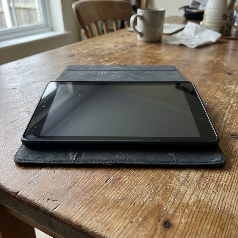 Tablet 10 Zoll mit Hülle