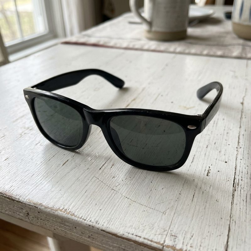 Klassische Sonnenbrille schwarz